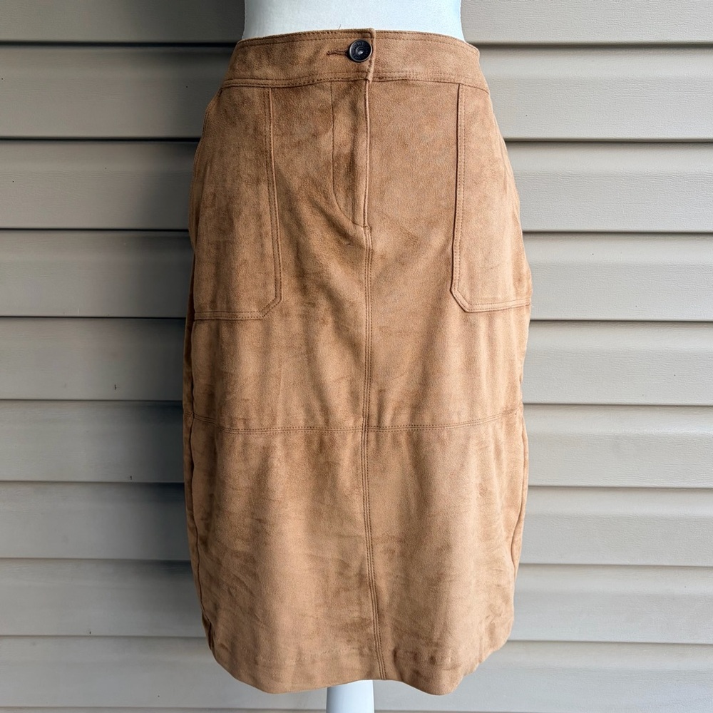 •Liz Claiborne• Faux Suede Knee-Length Pencil Skirt - Size 10